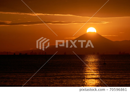 Chiba Prefecture Diamond Fuji Inage Seaside Park 70596861
