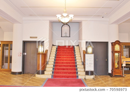 Entrance hall of Lake Biwa Otsukan 70598973