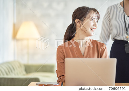 女商人 女商人 70606591