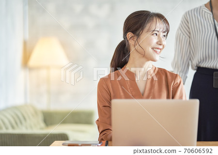 女商人 女商人 70606592