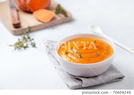 mashed sweet potatoes mashed sweet potatoes 70609249