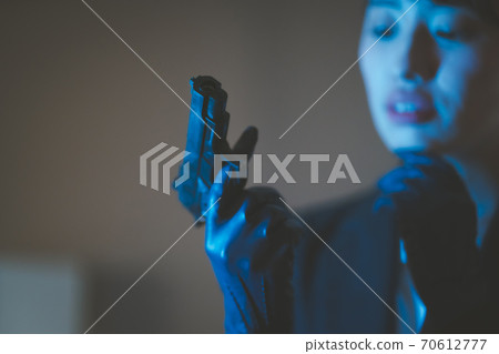 gun, female, lady 70612777