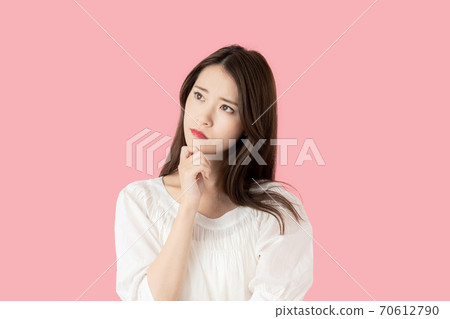 Thinking woman 70612790