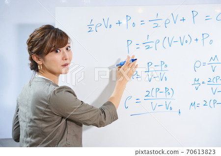 Preparatory school instructor teacher exam online class mathematical formula science 70613823