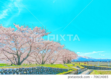 [Anime style] Spring in Japan Rural scenery seen from the Funagawa embankment in Toyama prefecture 70614065