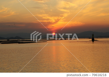 Sunset, sun, sea, harbor Sunset, sun, sea, harbor 70618218
