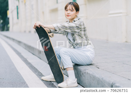 Woman, streetstyle 70626731