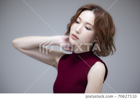 Women beauty hair care 70627110