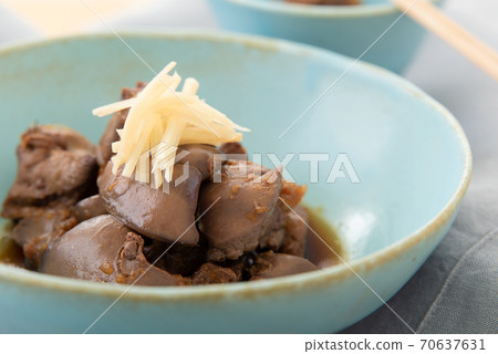 Simmered chicken liver 70637631