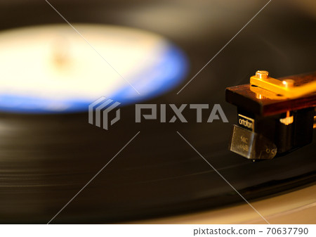 Warm sound source 1 Warm sound source 1 70637790