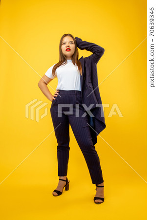 business woman lifestyle fall fashion confident business woman lifestyle fall fashion confident 70639346