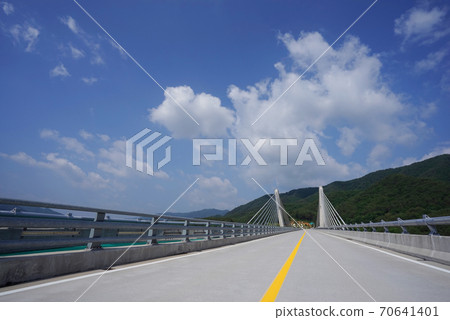 Inje 38 Bridge 70641401