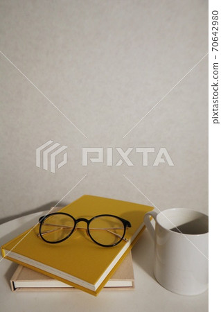 閱讀的圖像照片 閱讀的圖像照片 70642980