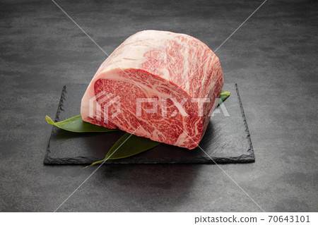 核糖塊的肉看起來很美，感覺到優雅肉的甜味 70643101