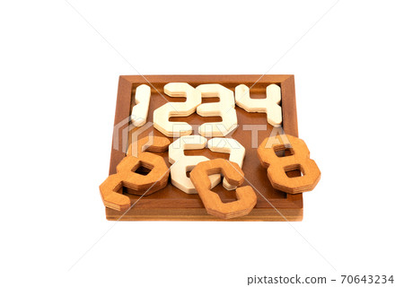Wrong start of a 2D wooden puzzle. Digital puzzle. Wrong start of a 2D wooden puzzle. Digital puzzle. 70643234