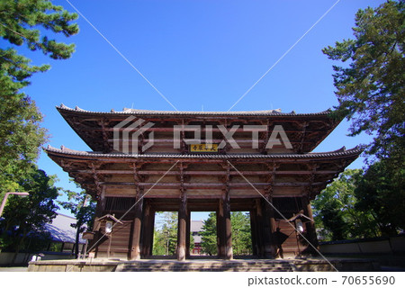 Todaiji Temple, a cultural property of the ancient city of Nara 70655690