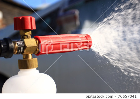 Injection by snow foam lance 70657041