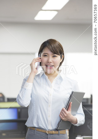 OL要打電話 OL要打電話 70657369