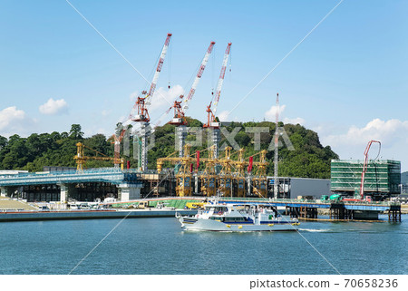 Bridge construction Infrastructure construction Bridge construction Infrastructure construction 70658236