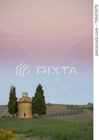 Chapel of the Madonna di Vitaleta, San Quirico d Orcia, Tuscany, Italy 70663979