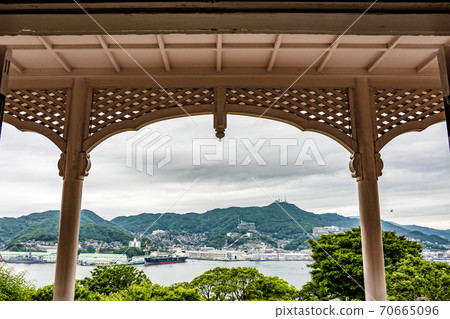 從長崎縣長崎市的抓斗花園看到的風景 從長崎縣長崎市的抓斗花園看到的風景 70665096
