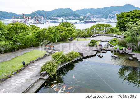 從長崎縣長崎市的抓斗花園看到的風景 從長崎縣長崎市的抓斗花園看到的風景 70665098