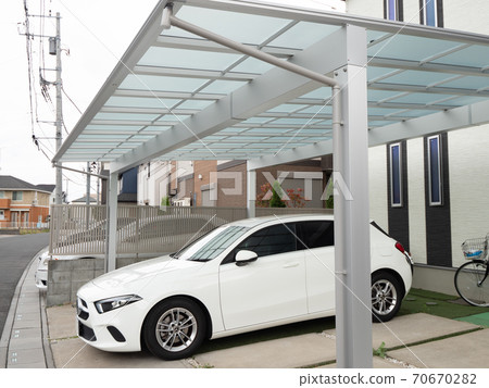 Residential carport Residential carport 70670282