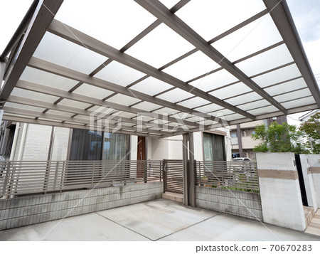 Residential carport Residential carport 70670283