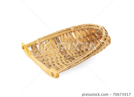 Bamboo basket hand made an isolated on white background Bamboo basket hand made an isolated on white background 70673917