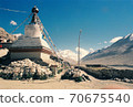Everest and Lombok Temple 70675540