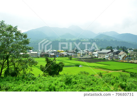 從水上站到六合町站上越線列車窗口的風景 從水上站到六合町站上越線列車窗口的風景 70680731