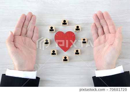Image of securing and protecting human resources Image of securing and protecting human resources 70681720
