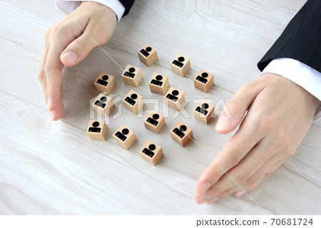 Image of securing and protecting human resources Image of securing and protecting human resources 70681724