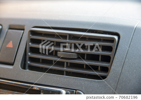 車載空調出風口 70682196