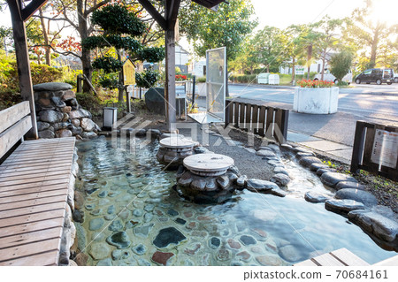 Footbath in Togo Pond (Fukurokuju no Yu) 70684161