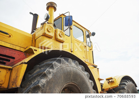 heavy construction loader bulldozer at construction area heavy construction loader bulldozer at construction area 70688593