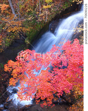 Eniwa Valley Fall Three-Step Waterfall Fall Landscape 70690226