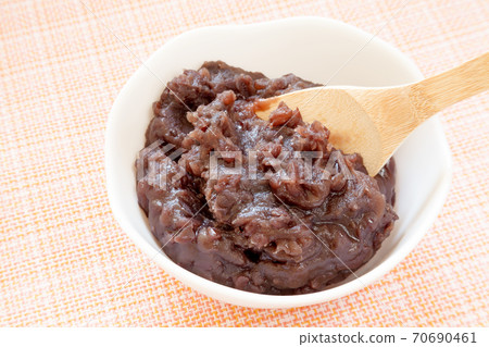 日本糖果,糯米糕,煮zuki的成分 日本糖果,糯米糕,煮zuki的成分 70690461