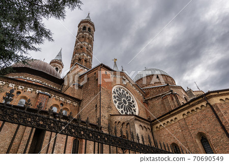 Basilica of Sant Antonio di Padova - Padua Veneto Italy Basilica of Sant Antonio di Padova - Padua Veneto Italy 70690549