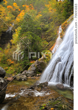Sanbon Falls in autumn colors Norikura Kogen Sanbon Falls in autumn colors Norikura Kogen 70693883