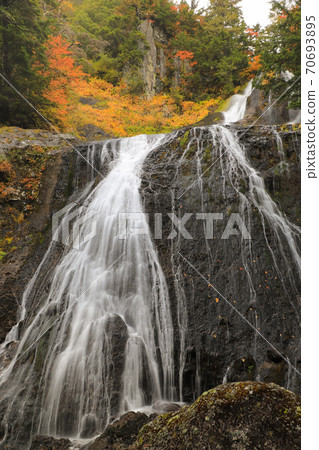 秋天的Sanbontaki葉子Norikura Kogen 70693895