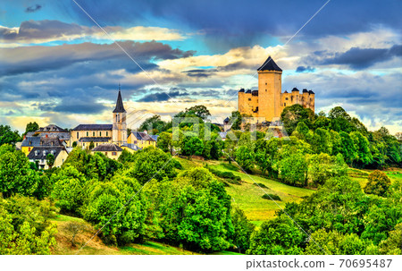 Castle and church in Mauvezin, France Castle and church in Mauvezin, France 70695487