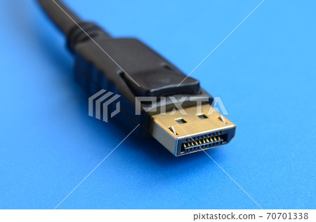 20-pin male DisplayPort gold plated connector for a flawless connection on a blue background 70701338