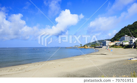 Summer at the beach on the Shonan Miura Peninsula, which is quiet due to the corona vortex 70701951