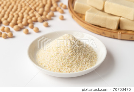 Healthy soybean food Okara powder, Koya tofu and raw soybeans Healthy soybean food Okara powder, Koya tofu and raw soybeans 70703470