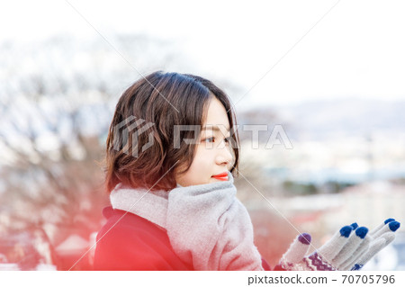 A young woman sightseeing in Motomachi, Hakodate A young woman sightseeing in Motomachi, Hakodate 70705796