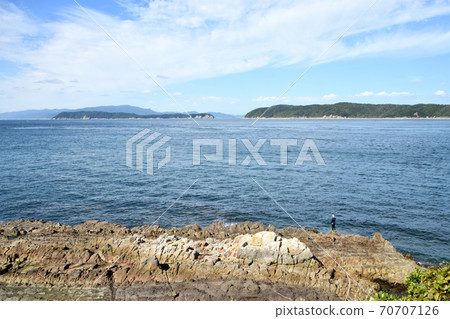 View of Tomogashima and Jinoshima between Jogasaki Coast and Nakano Seto 70707126