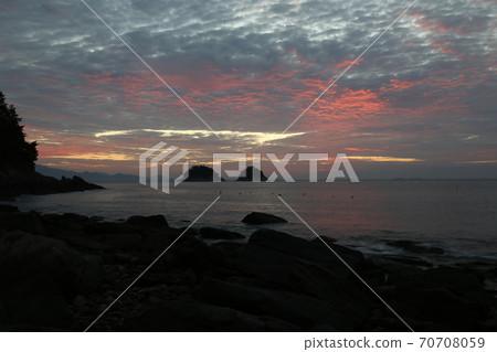 麗水市,Musulmok海灘,兄弟島,日出 麗水市,Musulmok海灘,兄弟島,日出 70708059
