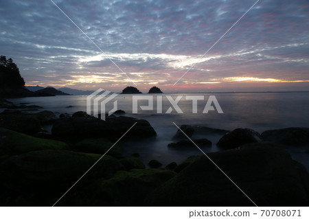 麗水市,Musulmok海灘,兄弟島,日出 麗水市,Musulmok海灘,兄弟島,日出 70708071