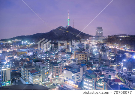 Cityscape night view of Seoul and Namsan Seoul Tower, South Korea Cityscape night view of Seoul and Namsan Seoul Tower, South Korea 70708077